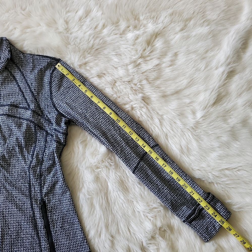 Lululemon Define Jacket In Teeny Tooth White And Black Size 10 - Picture 12 of 14